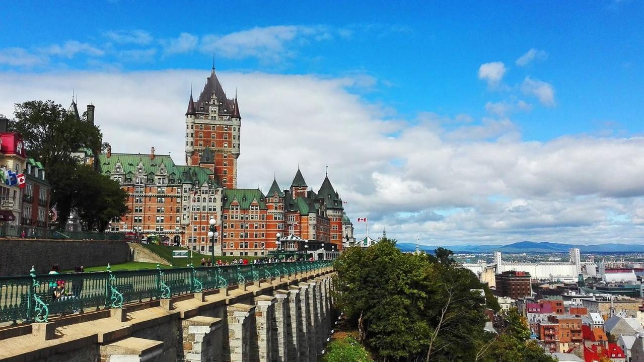 Quebec Grand Appartement By Hebergements Dcl Bagian luar foto